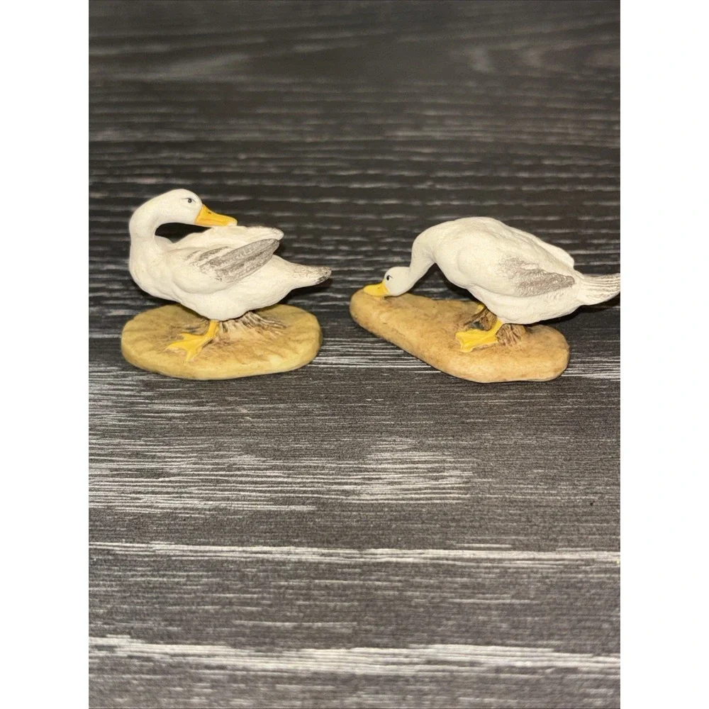 Dolfi Vintage Mini Hand Painted Ducks Lot 2‎